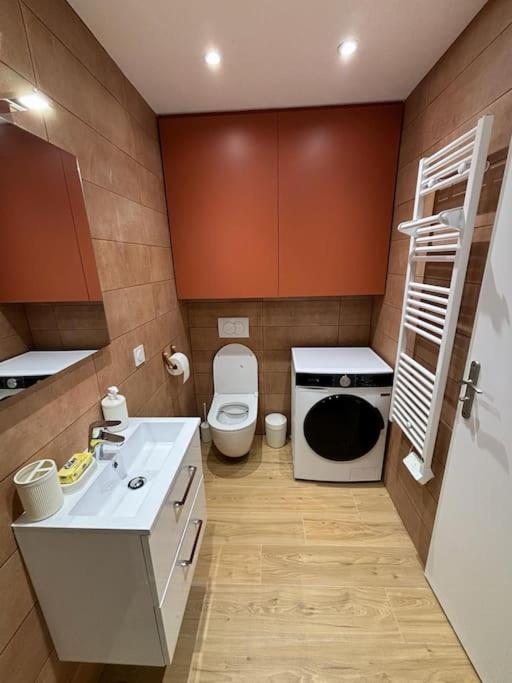 Charmante Maison Bord De Marne เมซง-อัลฟอร์ ภายนอก รูปภาพ