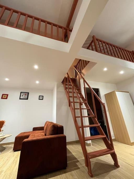 Charmante Maison Bord De Marne เมซง-อัลฟอร์ ภายนอก รูปภาพ